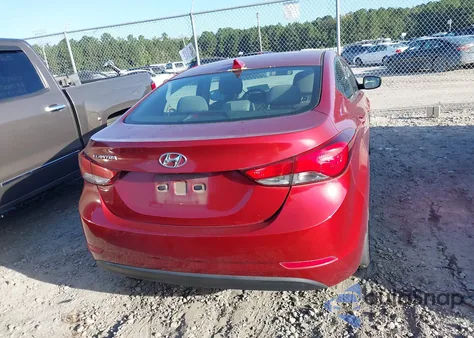 2016 Hyundai Elantra Se z USA, uszkodzony, nr VIN 5NPDH4AE9GH672776
